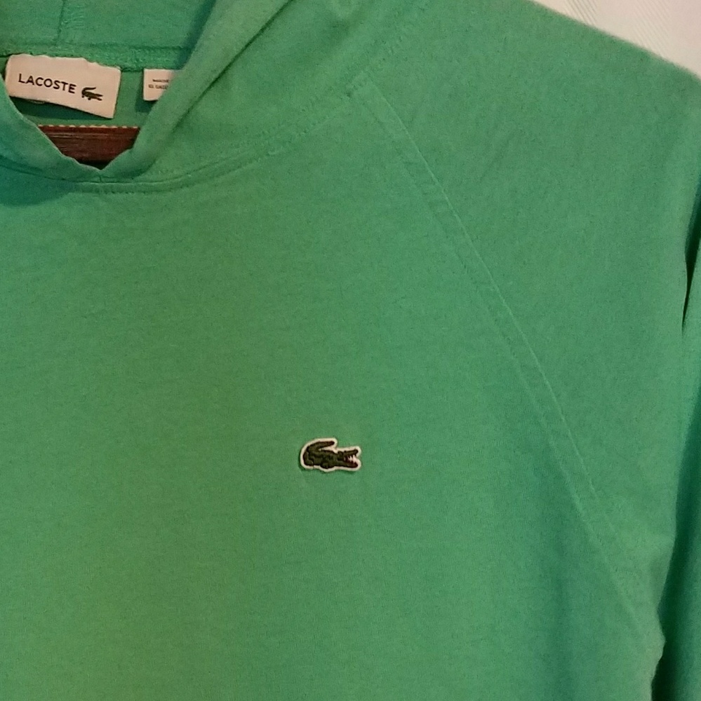 Boys Lacoste boys cotton sweatshirt.